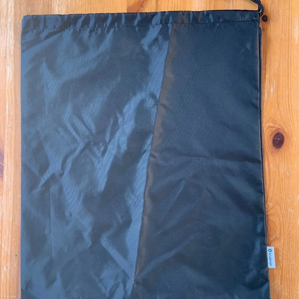 Black Lululemon Nylon Storage Bag